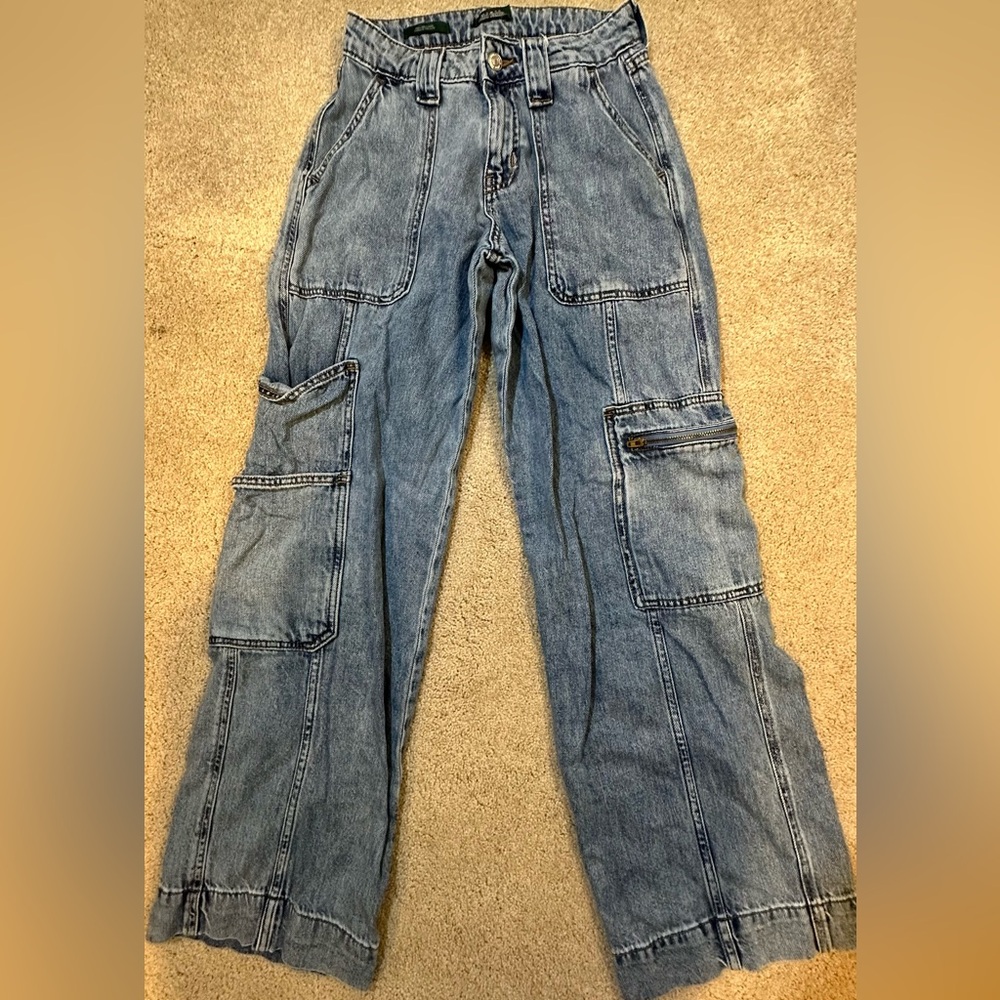 Wild Fable High-Rise Cargo Jeans - Light Wash